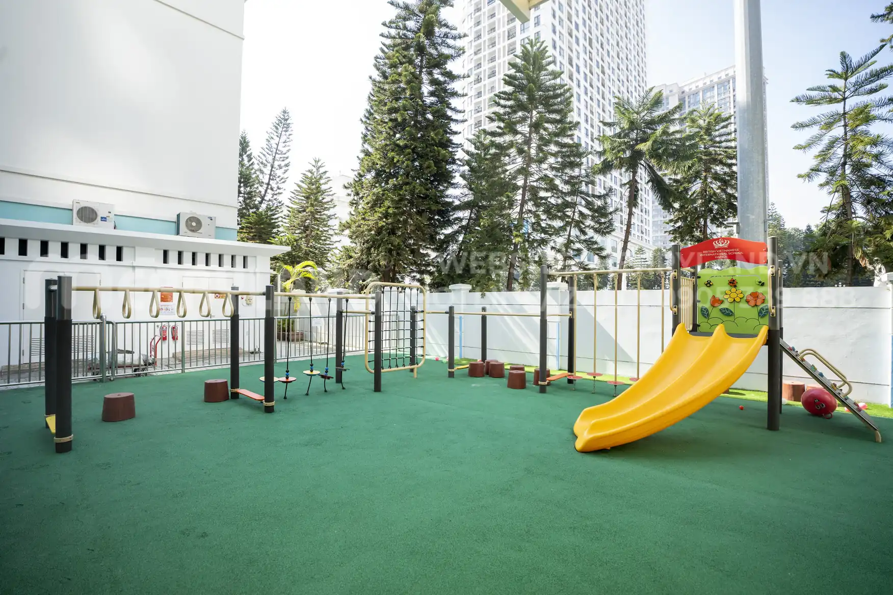 Sân chơi Trường British International School Hanoi