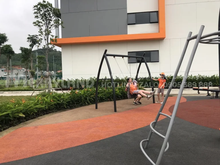 sân chơi nền epdm Sân chơi Trường Quốc tế SIS Hạ Long