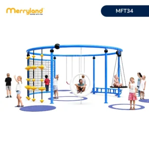 Hệ vận động đa năng MFT34 dạng khung tròn màu xanh với lưới leo, bậc treo vàng, vòng ngồi và các vị trí đu.